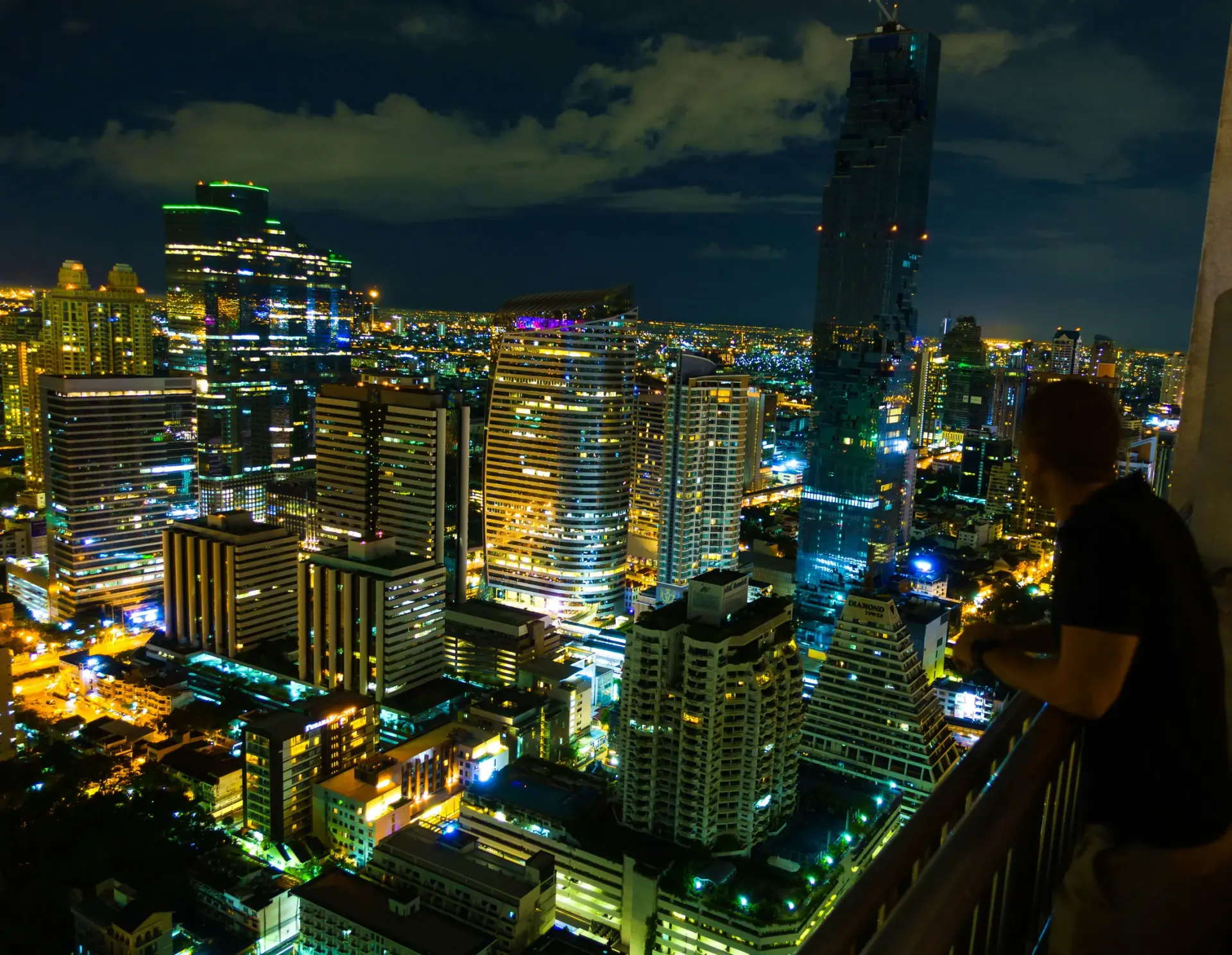 Group travel arrival and logistics in Thailand