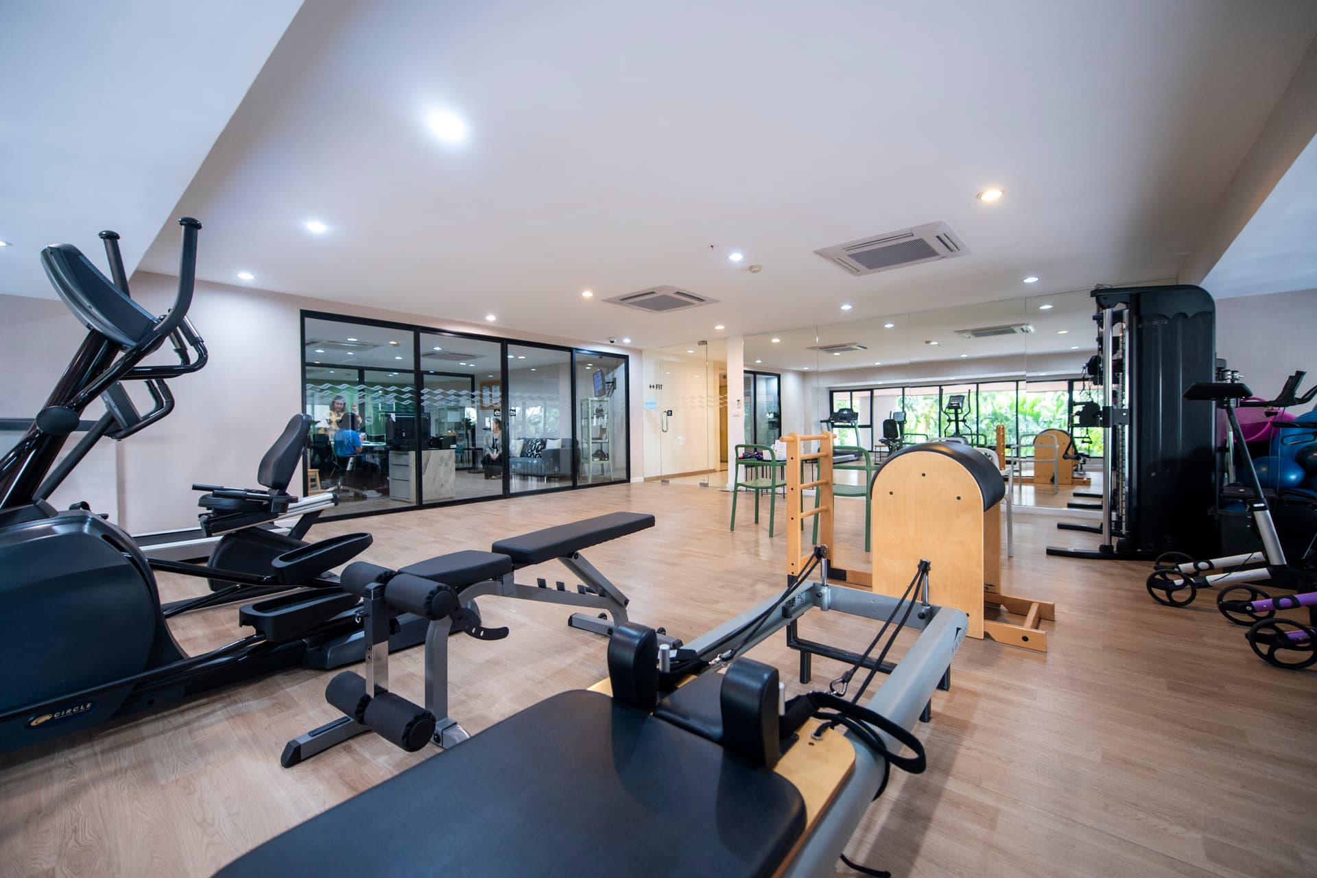 Modern resident gym in Bangkok